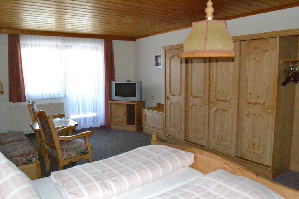 Innviertler Berggasthof 라드스타드트 외부 사진